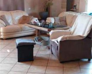 Living room of House or chalet for sale in Salinas