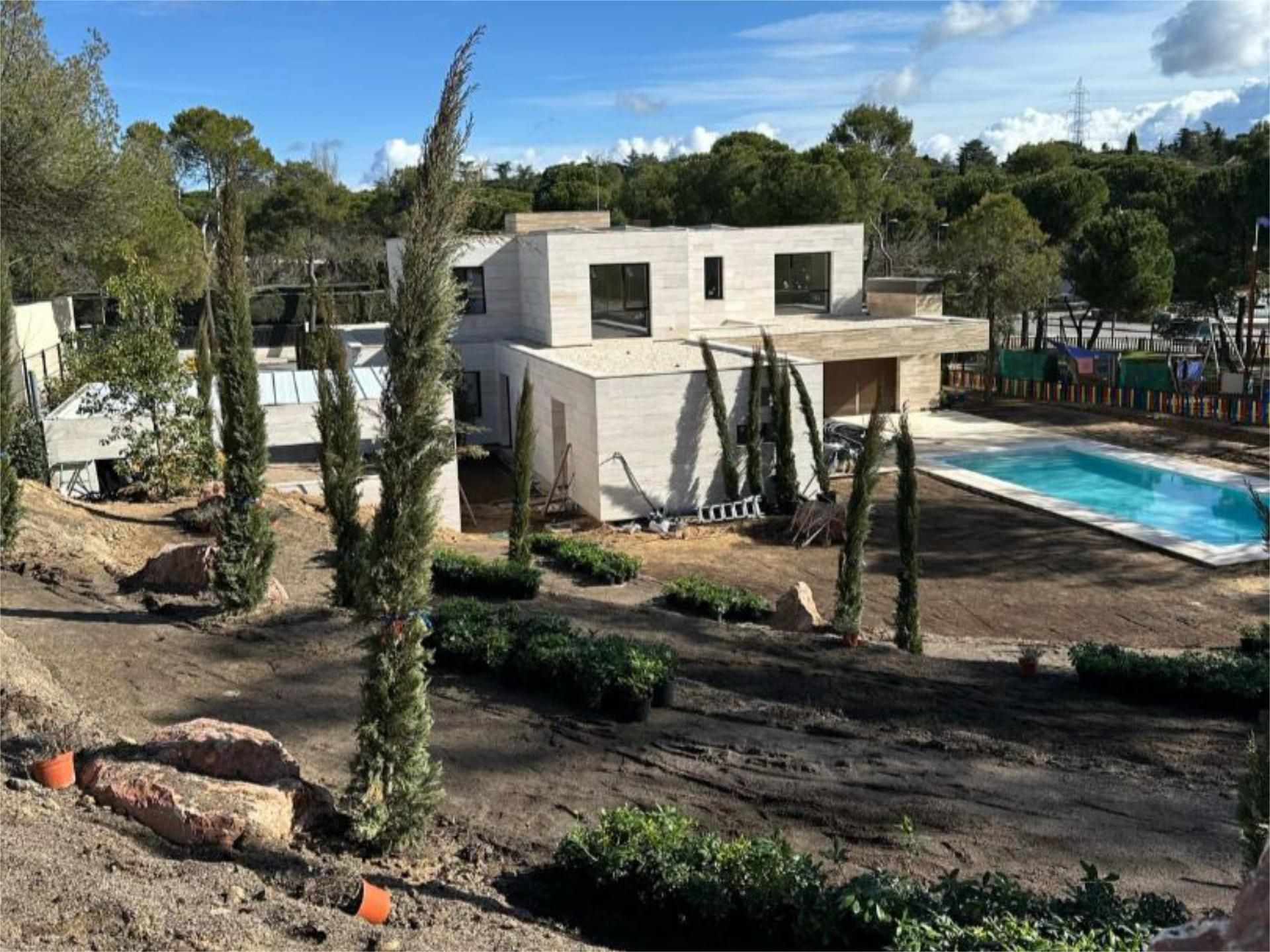 Jardí de Pis en venda en Boadilla del Monte amb Aire condicionat, Calefacció i Jardí privat
