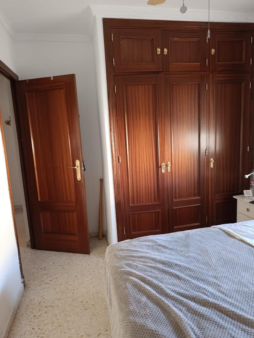 Dormitori de Casa o xalet en venda en Algeciras amb Aire condicionat, Traster i Piscina