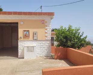 Vista exterior de Casa o xalet en venda en El Rosario amb Terrassa