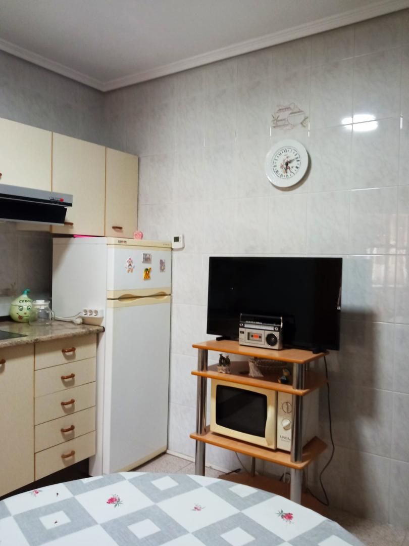 Kitchen of Planta baja for sale in Benavente  with Heating, Private garden and Storage room