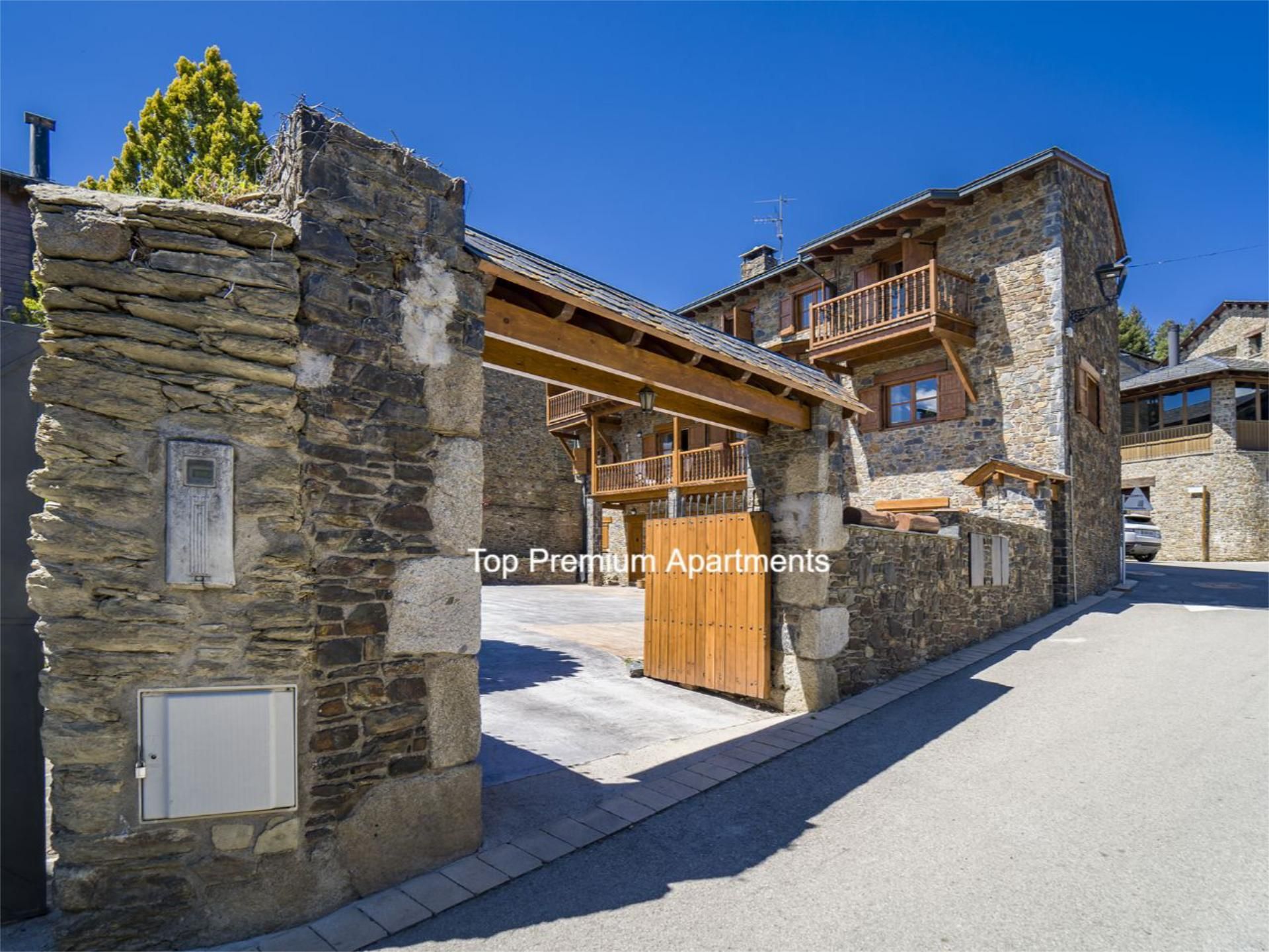 Exterior view of House or chalet for sale in Bolvir  with Terrace and Balcony