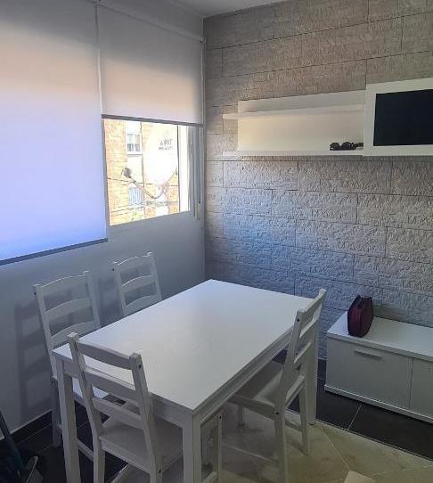 Foto 1 de Pis de lloguer a Calle Pilar García Romanillos, 4, Cartuja, Granada