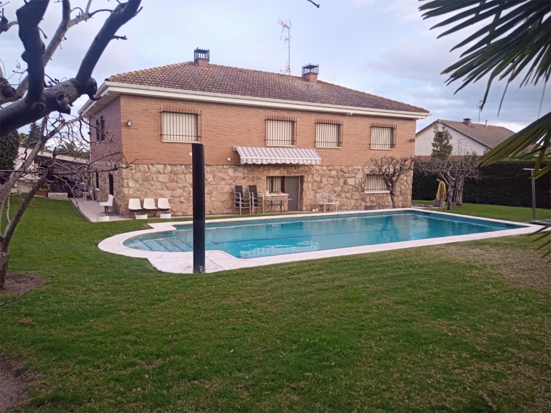 Swimming pool of House or chalet for sale in Villaviciosa de Odón  with Terrace and Swimming Pool