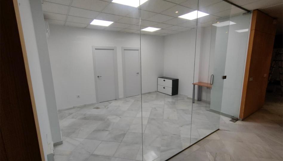 Foto 1 de Oficina en venda a Calle Exposición, 14, Pisa, Sevilla