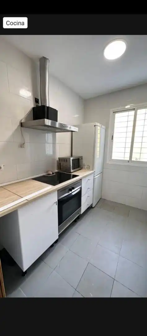 Kitchen of Flat for sale in Sevilla  with Air Conditioner, Heating and Terrace