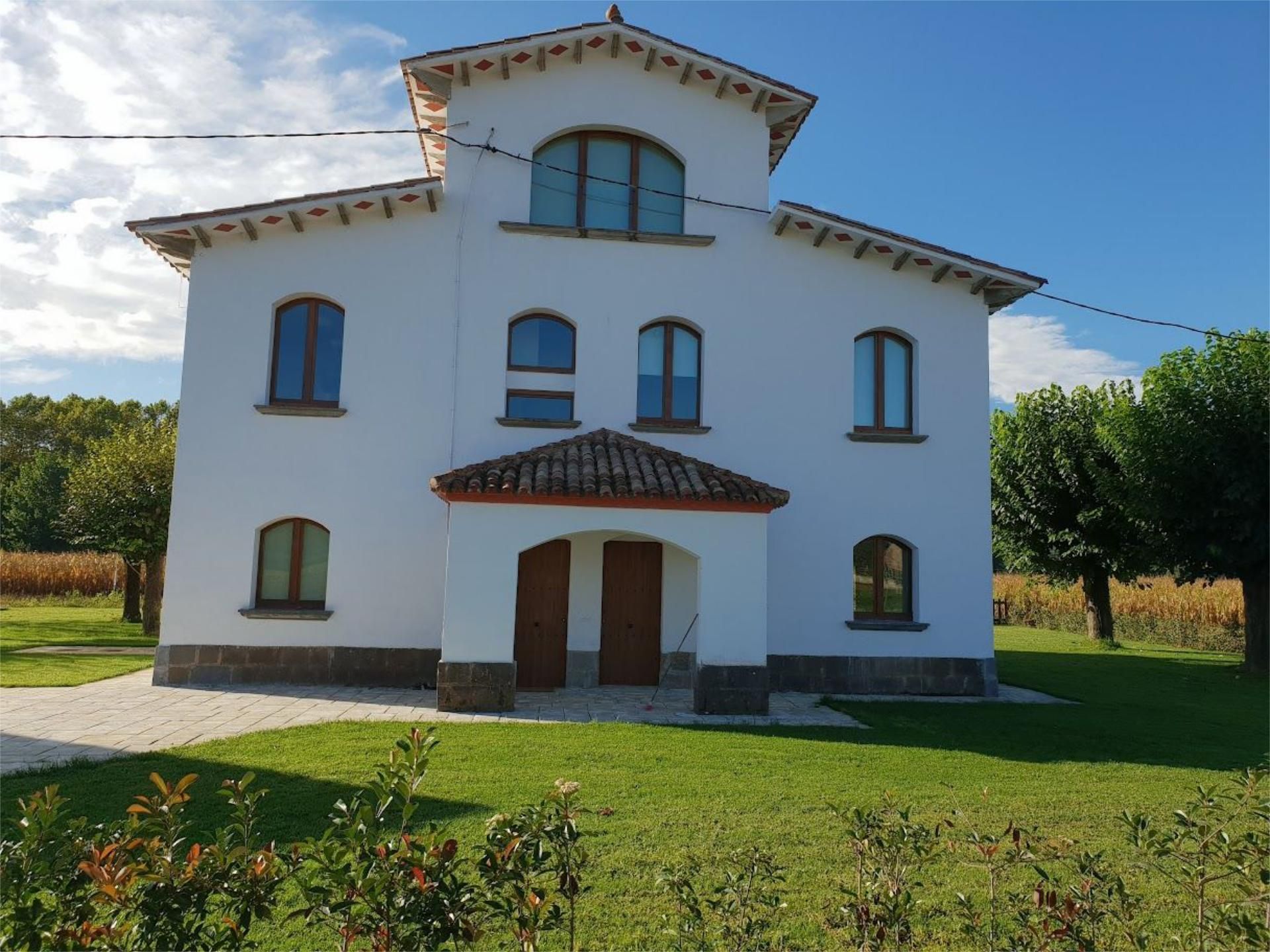 Exterior view of House or chalet to rent in La Vall d'en Bas  with Private garden, Terrace and Swimming Pool