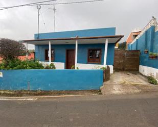 Vista exterior de Casa adosada en venda en Tacoronte