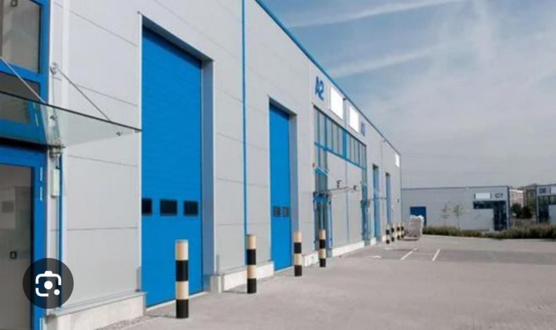 Vista exterior de Nau industrial de lloguer en Tarifa amb Jardí privat, Terrassa i Traster