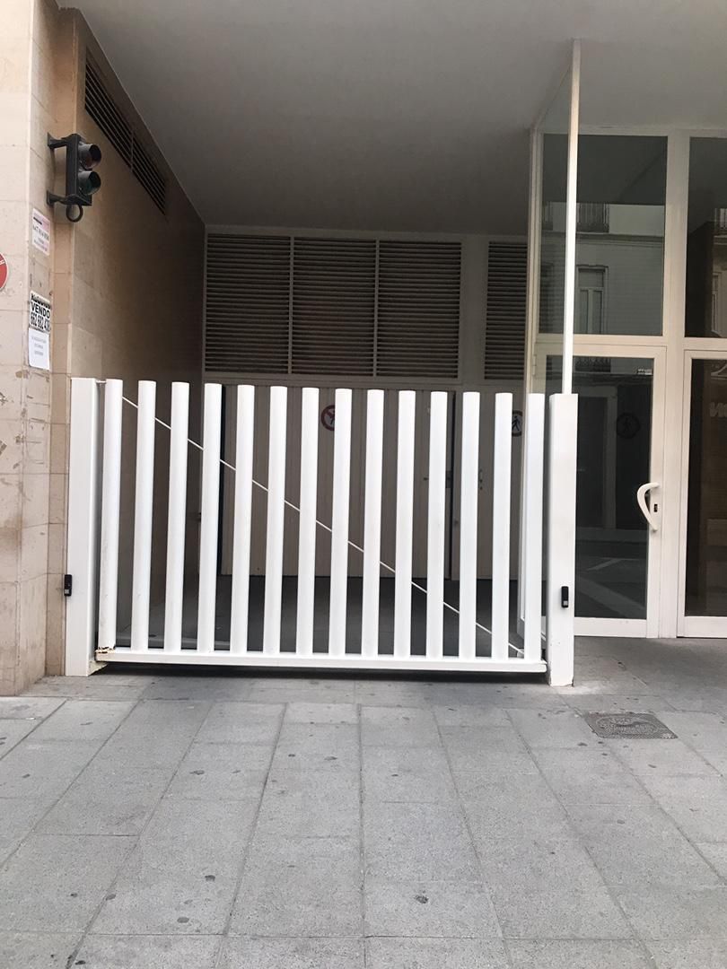 Vista exterior de Garatge en venda en  Valencia Capital