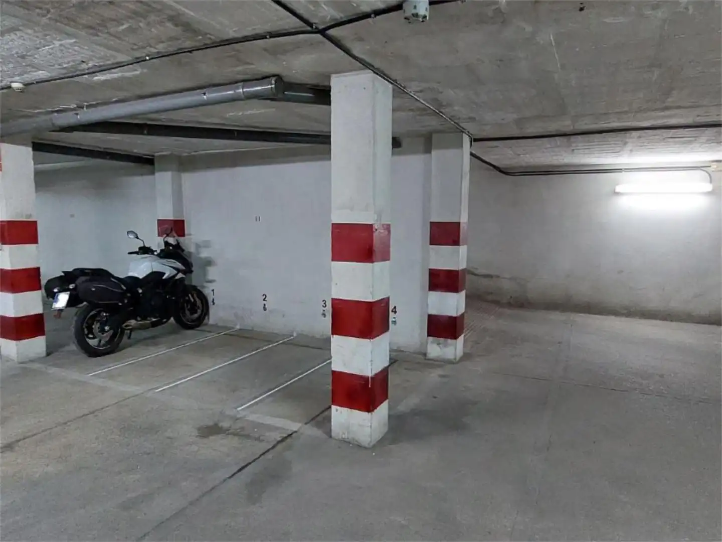 Garaje de alquiler en Calle Cervantes, 11, Barrio del Centro Garaje de alquiler en Calle Cervantes, 11, Barrio del Centro