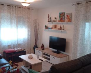 Living room of Flat for sale in Oropesa del Mar / Orpesa  with Terrace, Swimming Pool and Balcony