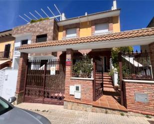 Vista exterior de Casa o xalet en venda en Lucena