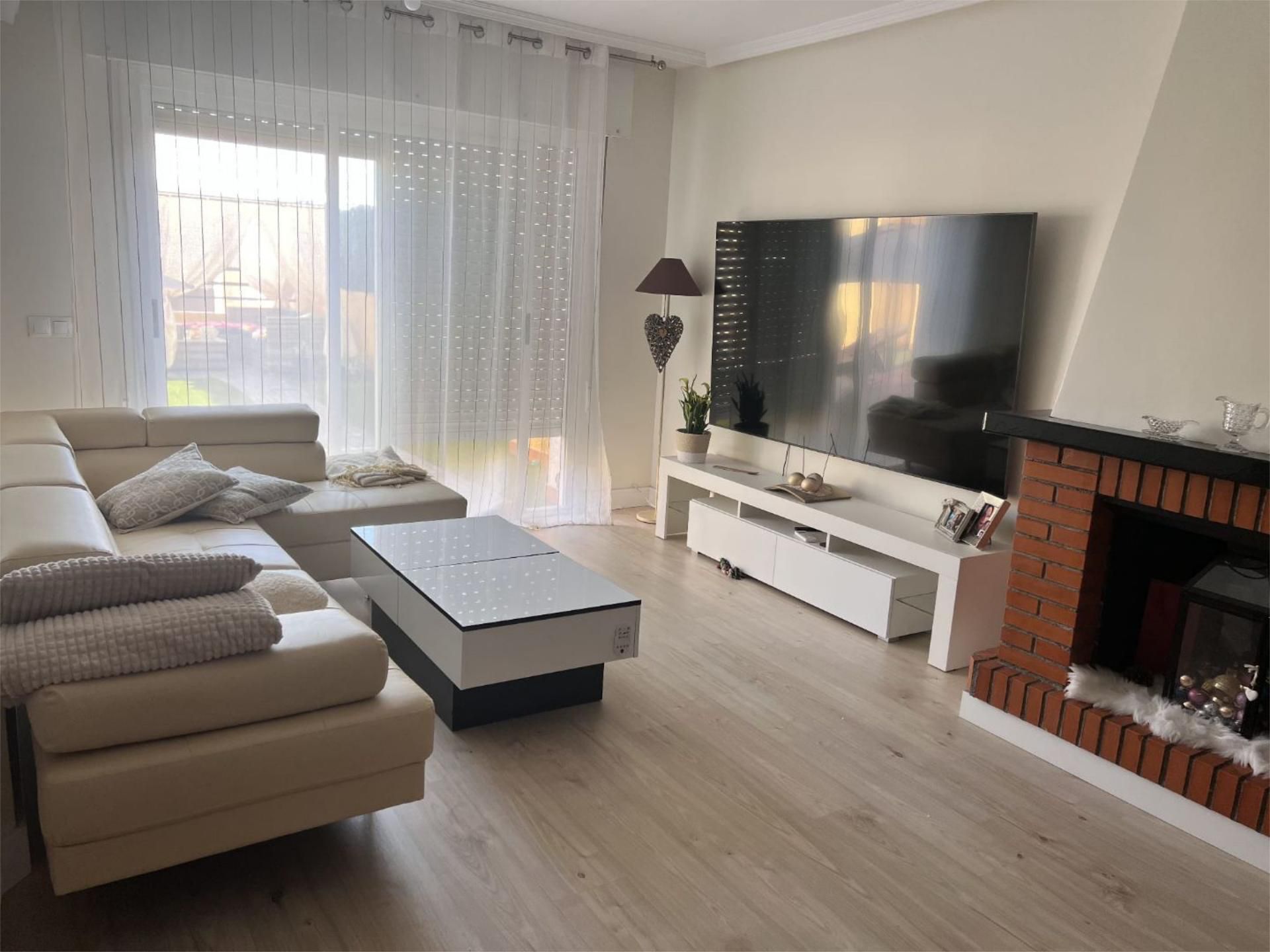 Living room of Single-family semi-detached for sale in Vícar  with Air Conditioner and Terrace