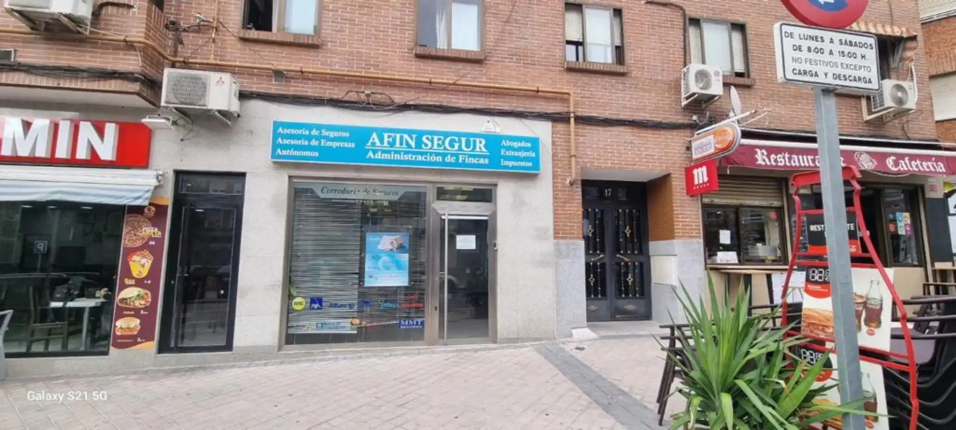 Vista exterior de Local de alquiler en Móstoles con Aire acondicionado