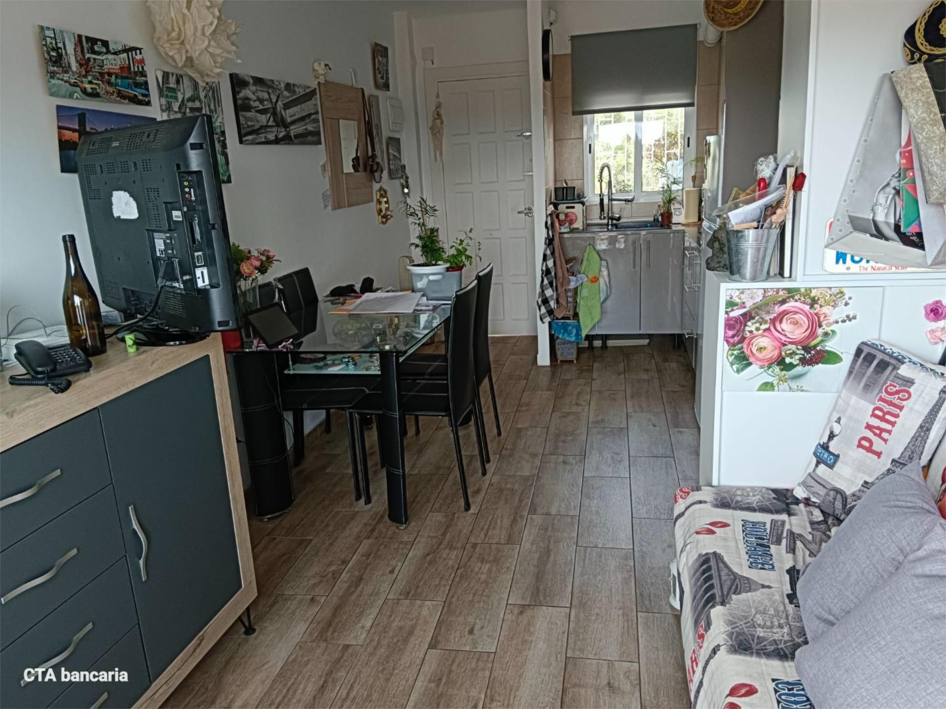 Cuina de Apartament en venda en Bellvei amb Terrassa i Balcó