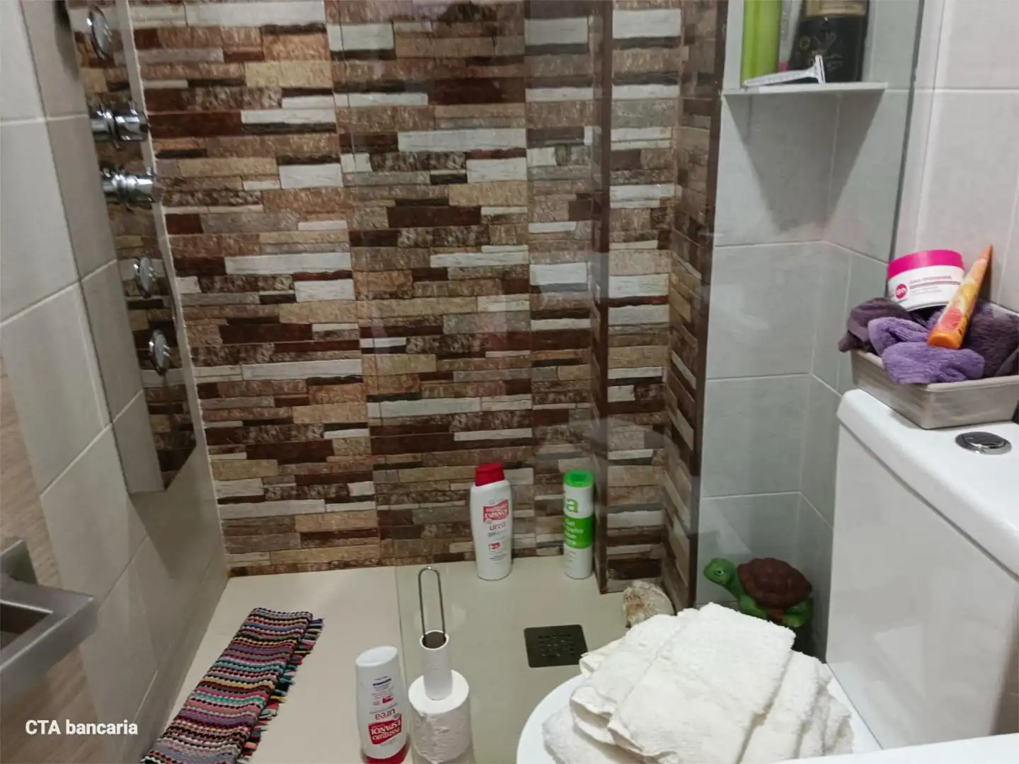 Apartamento en venta en Plaça Santa Ana, 1, Bellvei Baño de Apartamento en venta en Bellvei con Jardín privado, Terraza y Parking comunitario