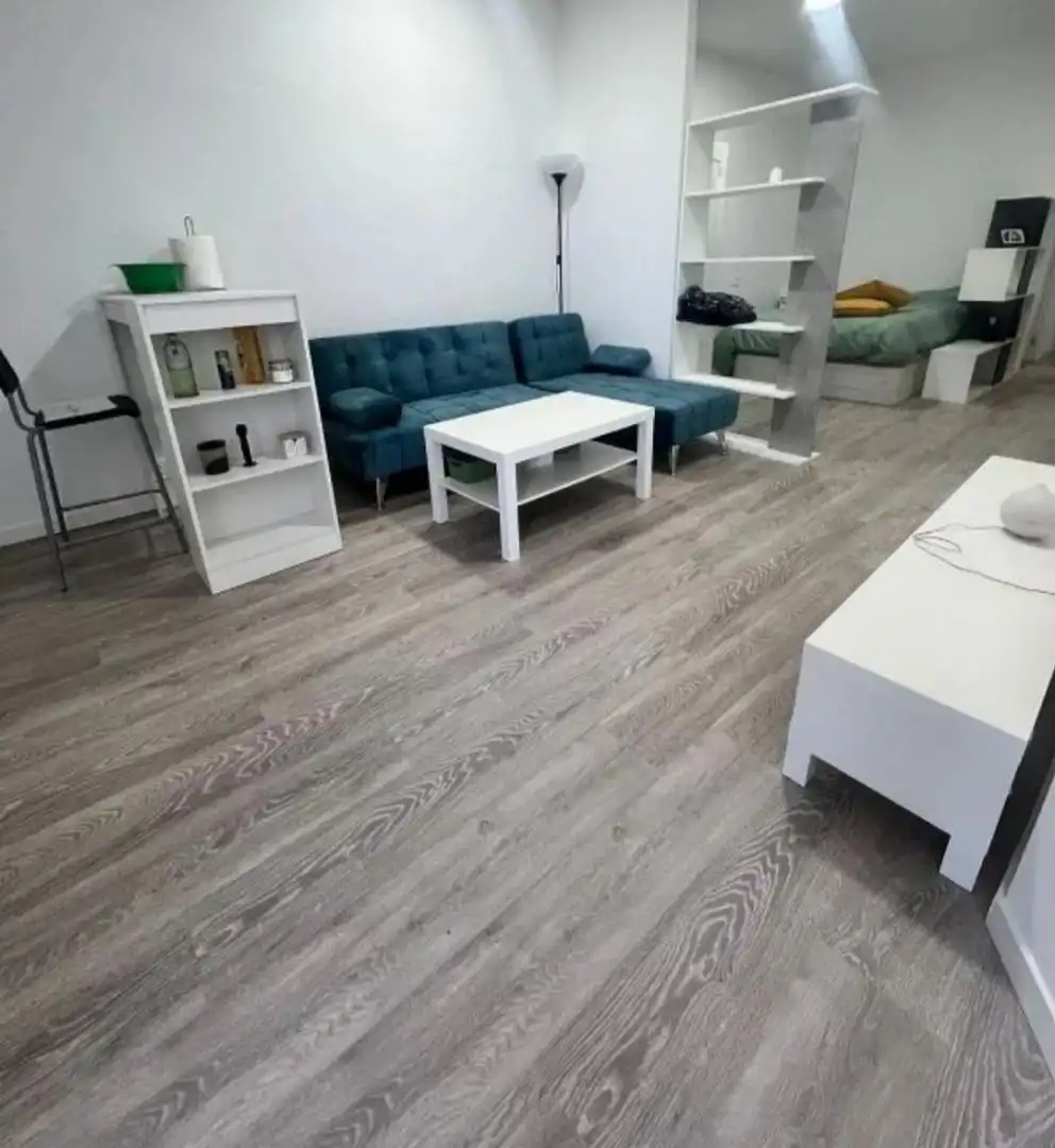 Habitación de Local en venta en Fuenlabrada