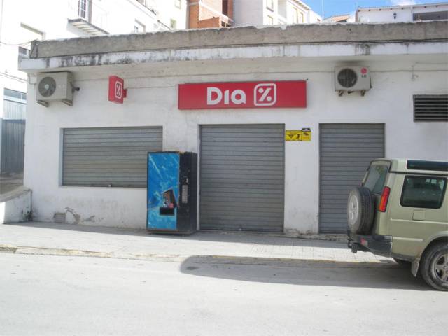 Nave industrial en Alquiler en Avenida de Ubeda, 1 en Quesada