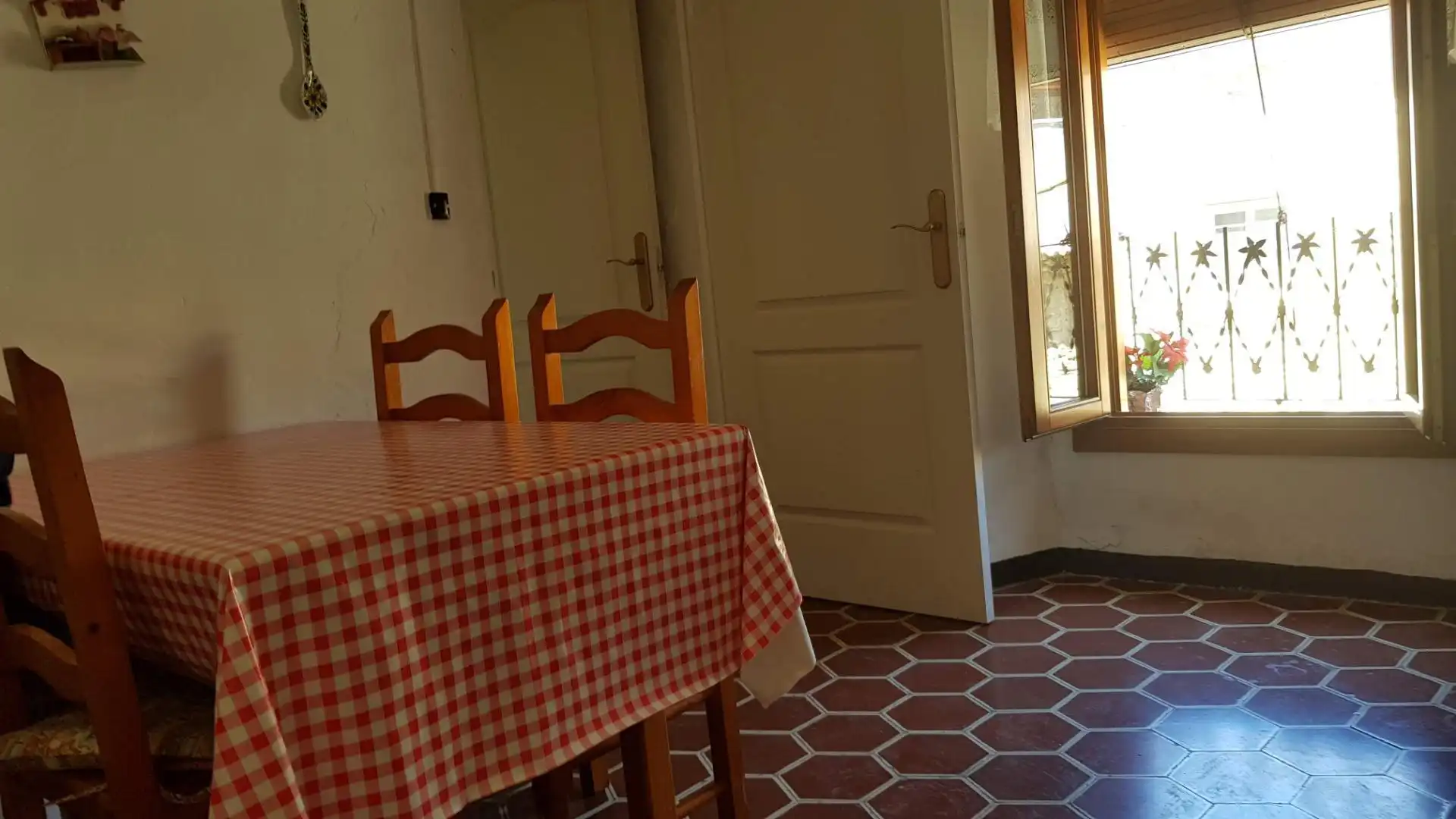 Dining room of Detached homes for sale in Bailo  with Furnished, Oven and Washing machine