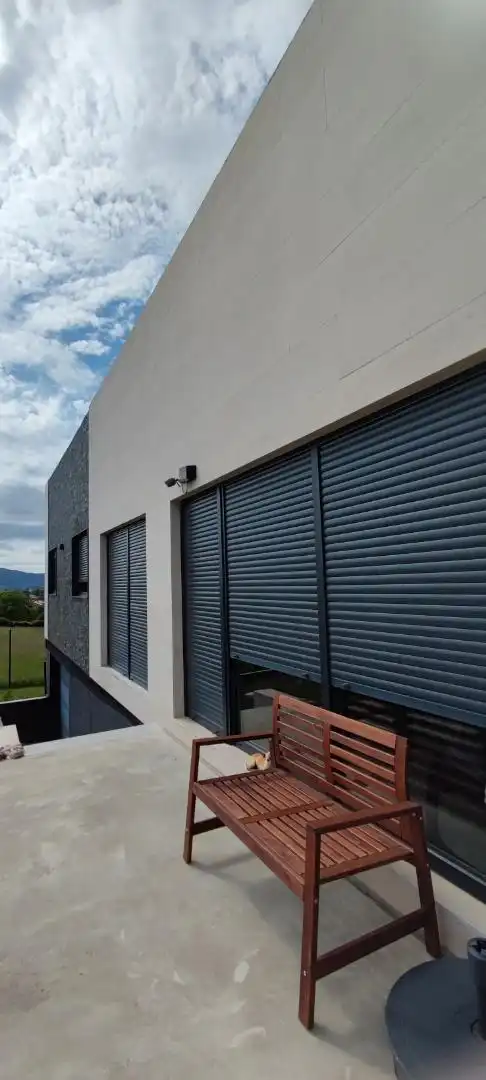 Casa o xalet en venda a AS-17, Viella - Granda - Meres Vista exterior de Casa o xalet en venda en Siero amb Calefacció, Jardí privat i Terrassa