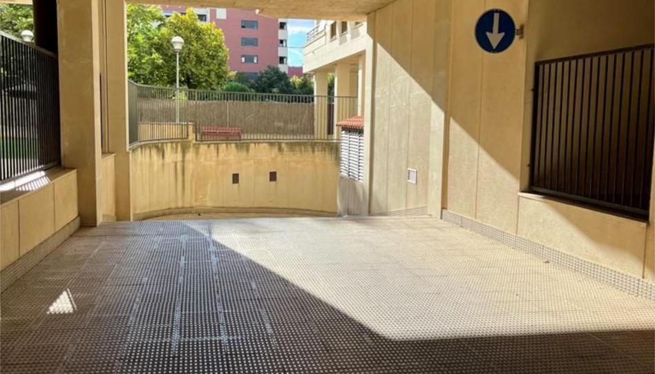 Photo 1 of Garage to rent in Calle Diego de Velázquez, 24, La Cava - Fardachón, La Rioja