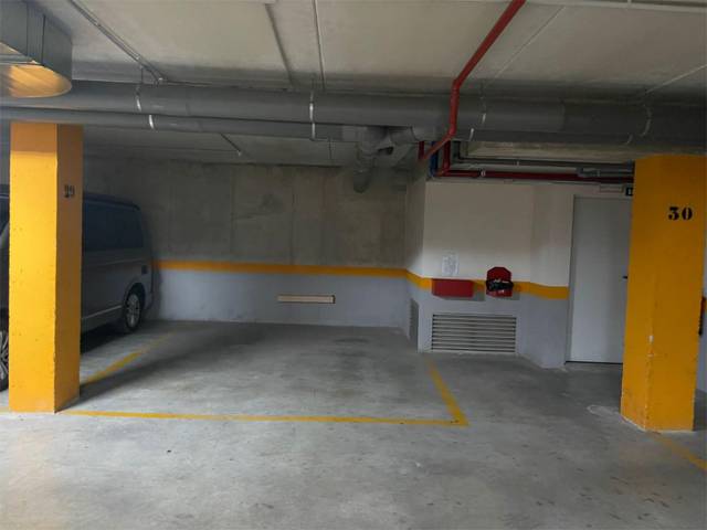 Garaje en Venta en Calle Blanca de Navarra, 7 en Griseras - Gardachales