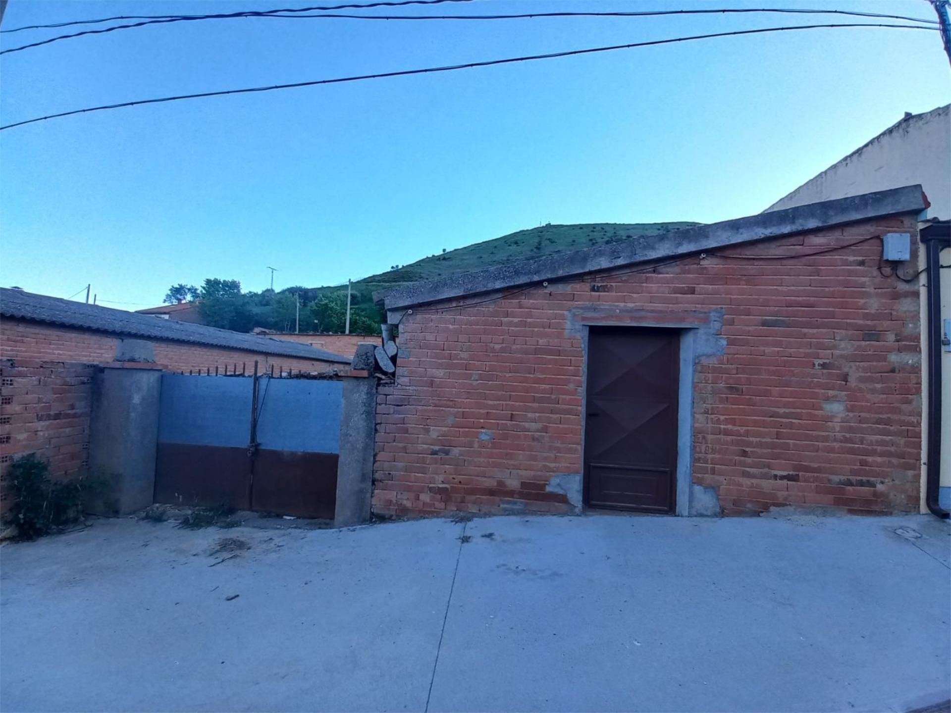 Exterior view of Residential for sale in Alarilla