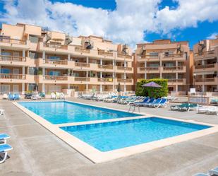 Vista exterior de Apartament de lloguer en Son Servera amb Aire condicionat i Piscina