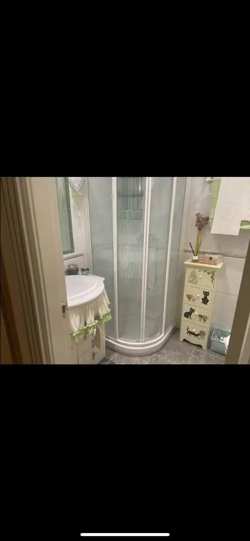 Flat for sale in Calle Salido, 15, San Bartolomé - Millán de Priego Bathroom of Flat for sale in Jaén with Air Conditioner, Heating and Parquet flooring