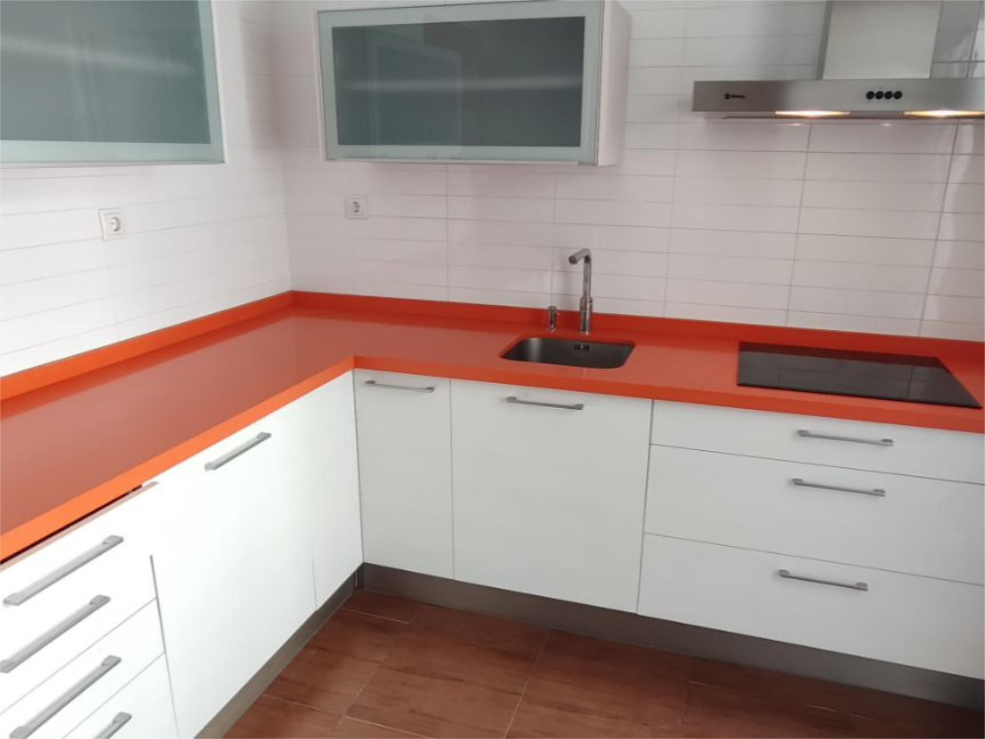 Cuina de Pis de lloguer en  Almería Capital amb Aire condicionat, Calefacció i Moblat