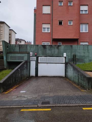 Garaje en Alquiler en Calle Bernardo Lavín, 21 en El Astillero