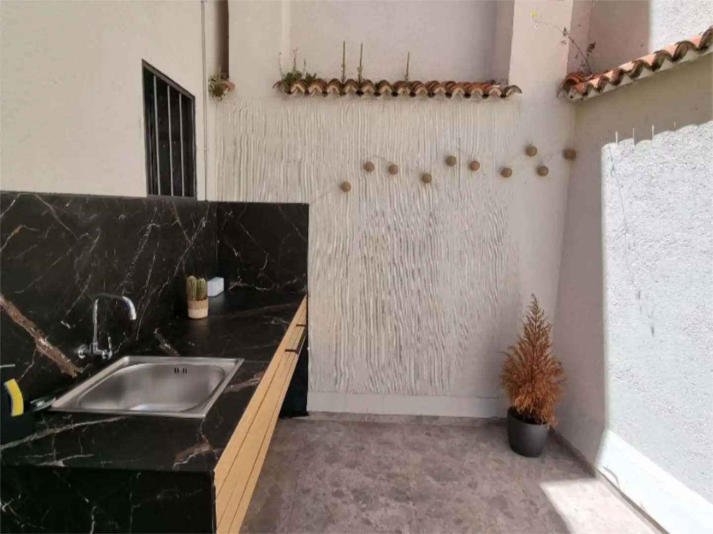 Oficina de alquiler en Calle Rafael López Pando, 4, Lucero Cocina de Oficina de alquiler en Madrid