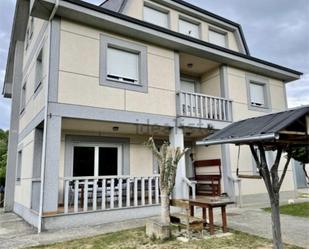 Vista exterior de Casa o xalet en venda en O Corgo   amb Terrassa i Balcó