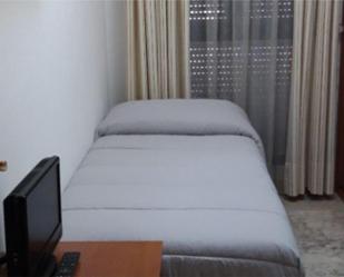 Bedroom of Flat to share in Málaga Capital  with Air Conditioner and Swimming Pool