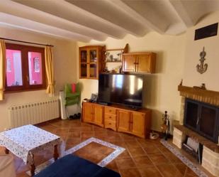 Living room of Single-family semi-detached for sale in Siétamo  with Terrace