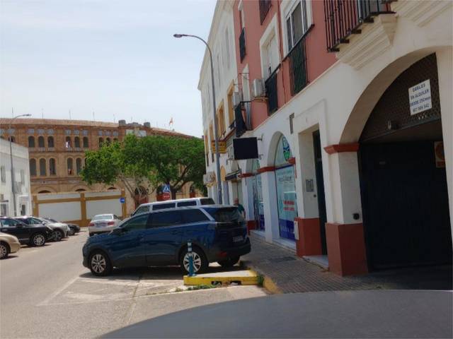 Local comercial en Venta en Avenida San Luis Gonzaga, 56 en Plaza de Toros - Ayuntamiento