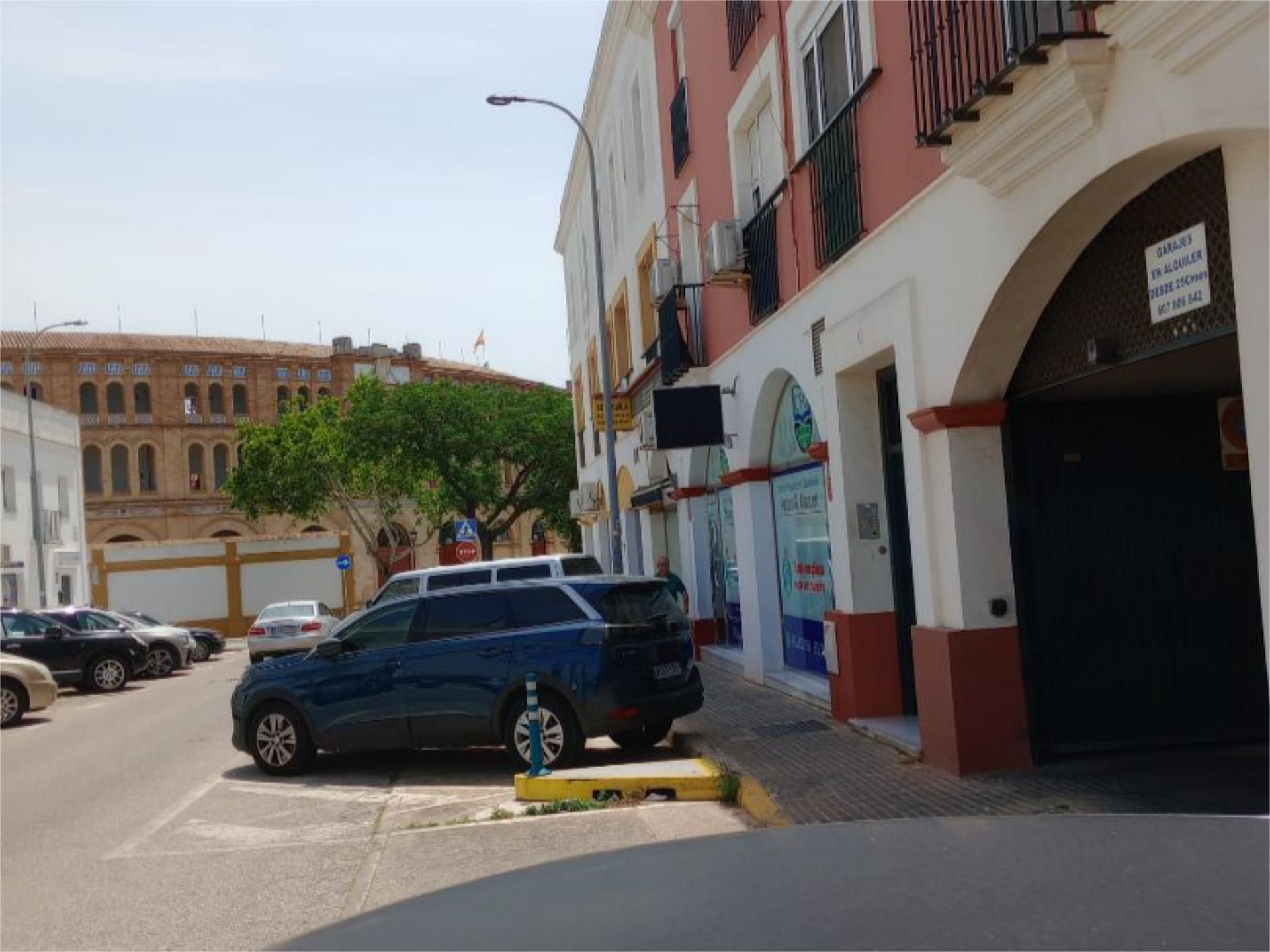 Exterior view of Premises for sale in El Puerto de Santa María  with Air Conditioner