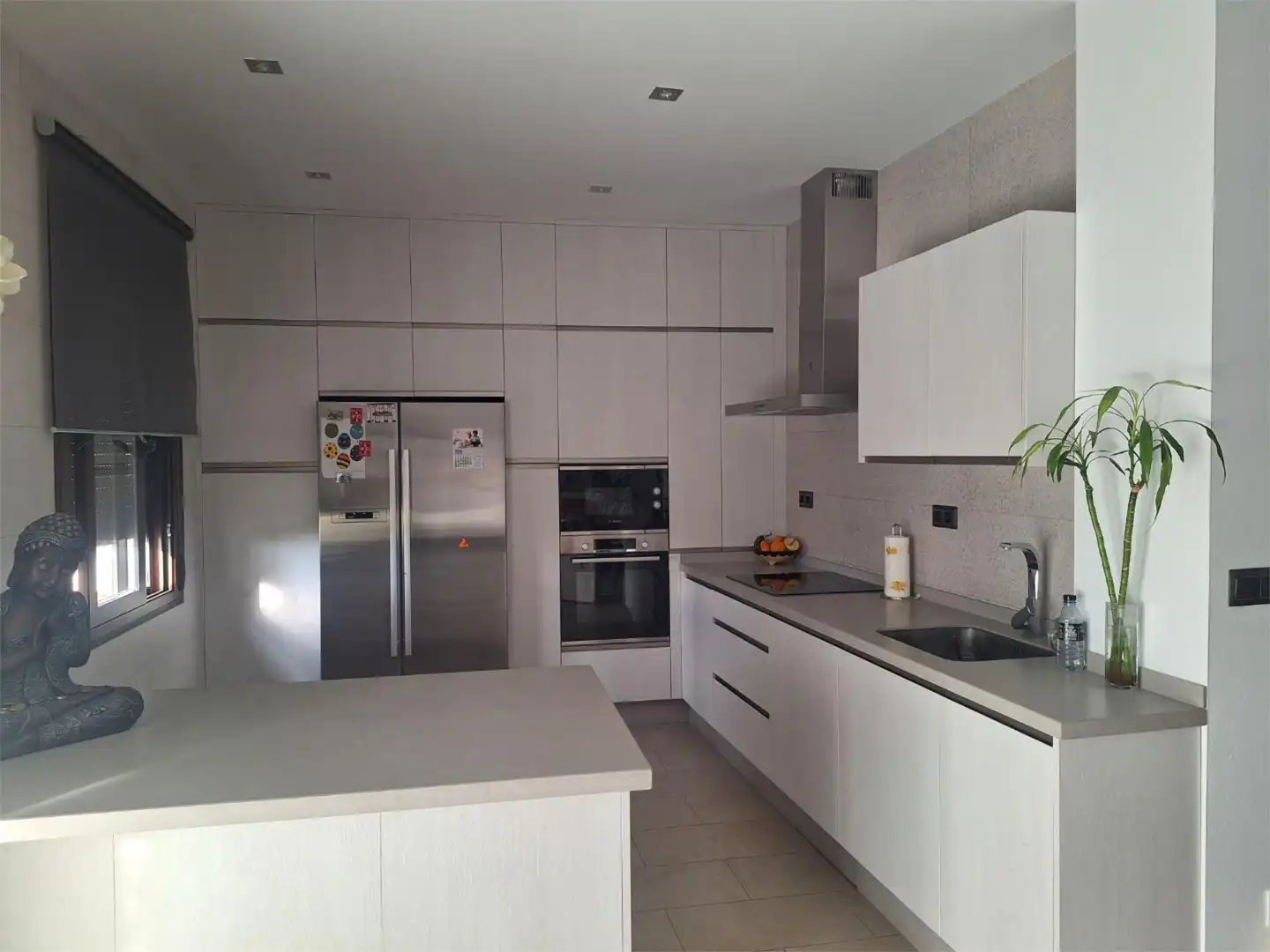 Casa o chalet en venta en Calle Olvera, 25, Zahara Cocina de Casa o chalet en venta en Zahara con Aire acondicionado, Calefacción y Terraza