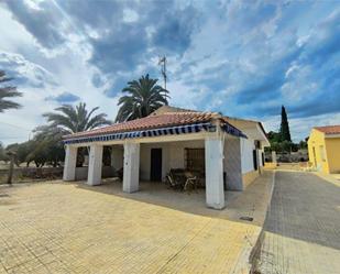 Vista exterior de Casa o xalet en venda en Alicante / Alacant amb Terrassa, Piscina i Balcó