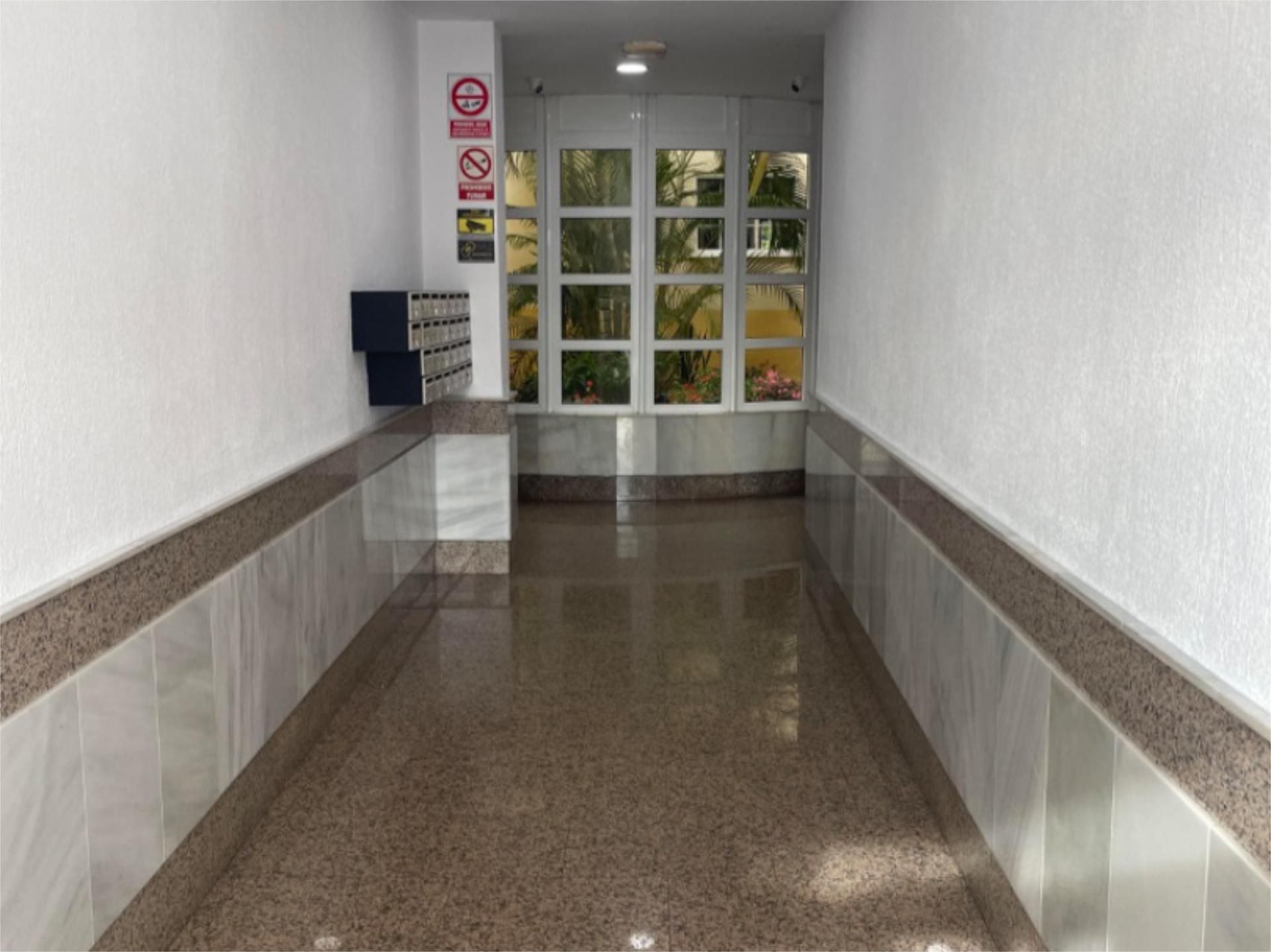 Flat to rent in Roquetas de Mar  with Air Conditioner, Heating and Terrace