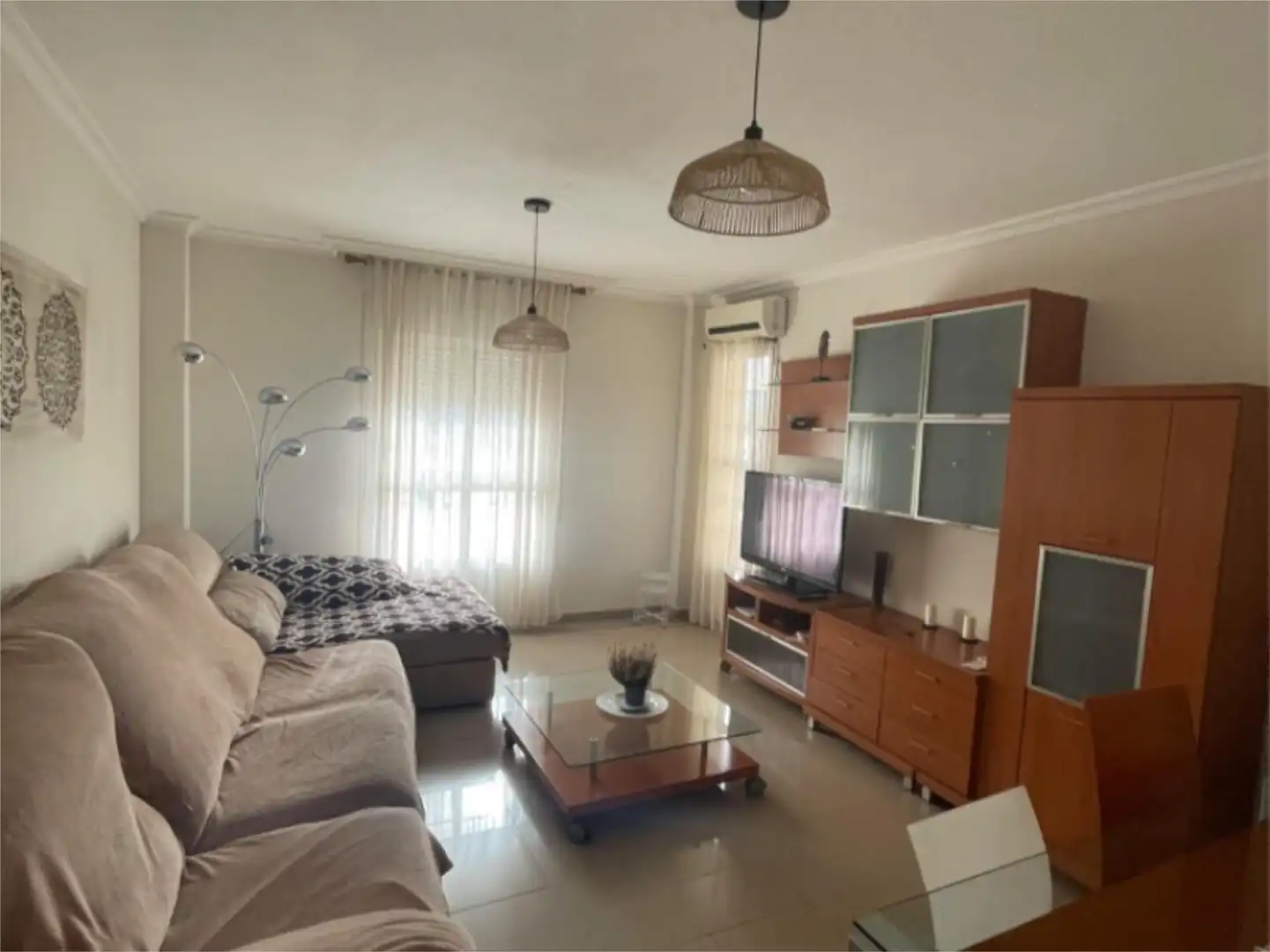 Wohnzimmer von Wohnung zur Miete in Roquetas de Mar mit Klimaanlage, Heizung und Terrasse