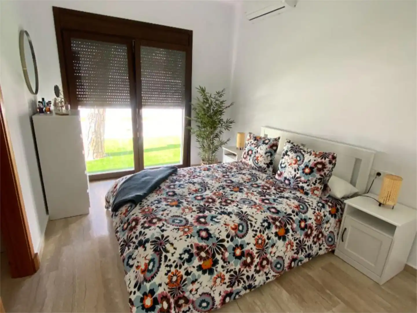 Houses for rent in Calle la Caballa, 28, La Barrosa Bedroom of Houses for rent in Chiclana de la Frontera with Air Conditioner, Heating and Private garden