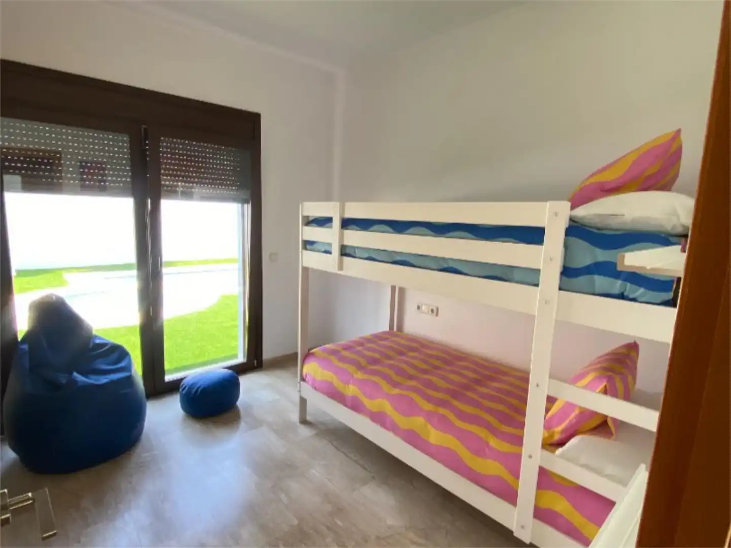 Houses for rent in Calle la Caballa, 28, La Barrosa Bedroom of Houses for rent in Chiclana de la Frontera with Air Conditioner, Heating and Private garden