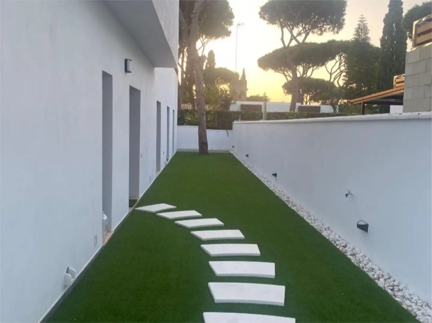 Houses for rent in Calle la Caballa, 28, La Barrosa Garden of Houses for rent in Chiclana de la Frontera with Air Conditioner, Heating and Private garden