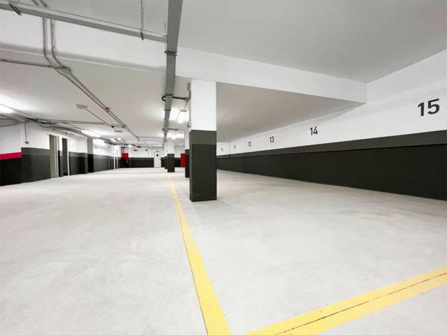 Garaje en Alquiler en Calle Piedra Santa, 10 en San Matías - Realejo