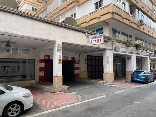 Garaje en Venta en Calle Doctor Aráez Pacheco, 8 en Oliveros - Altamira