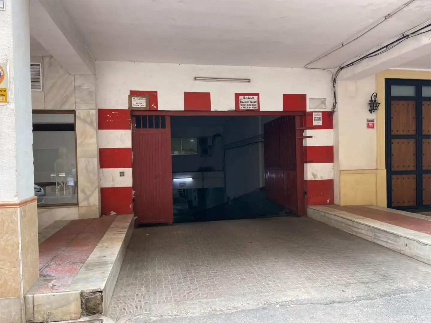 Garaje en venta en Calle Doctor Aráez Pacheco, 8, Oliveros - Altamira Parking de Garaje en venta en Almería