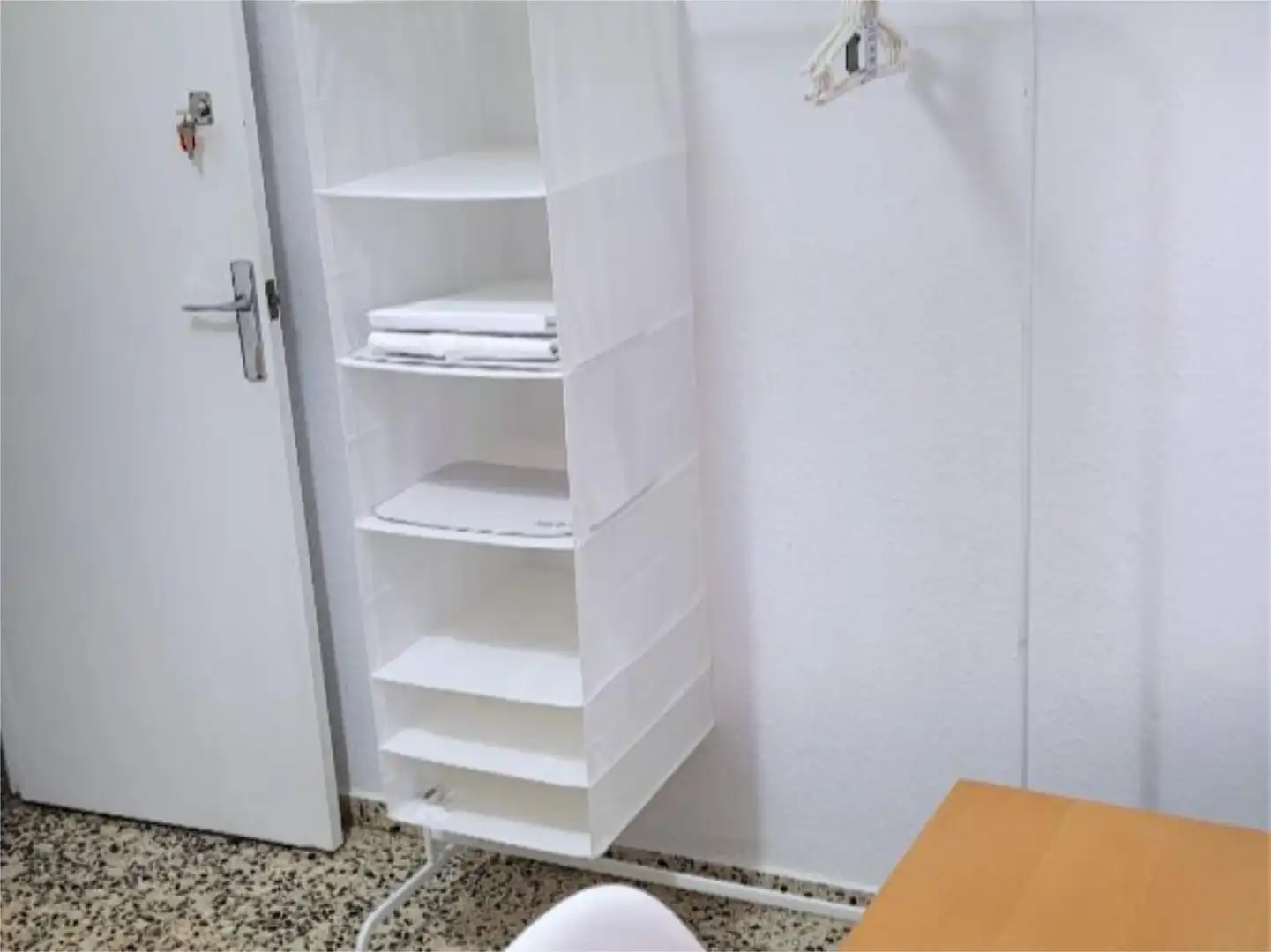 Room in Carrer Polo de Bernabé, 32, Piscinas Room in Carrer Polo de Bernabé, 32, Piscinas