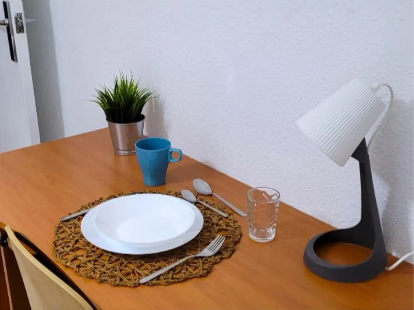 Room in Carrer Polo de Bernabé, 32, Piscinas Room in Carrer Polo de Bernabé, 32, Piscinas